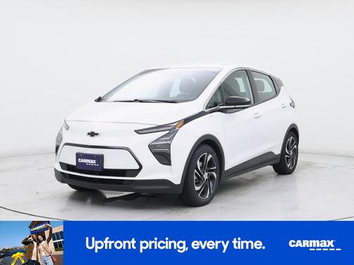 White 2023 Chevrolet Bolt EV 2LT