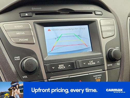Blue 2014 Hyundai TUCSON SE