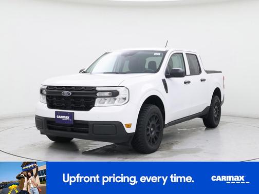 White 2024 Ford Maverick XL