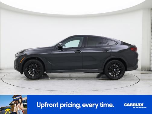 Black 2024 BMW X6 M60