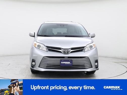 2019 Toyota Sienna XLE