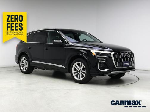 Black 2025 Audi Q7 Premium