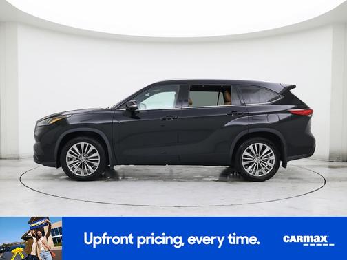 Black 2021 Toyota Highlander Platinum