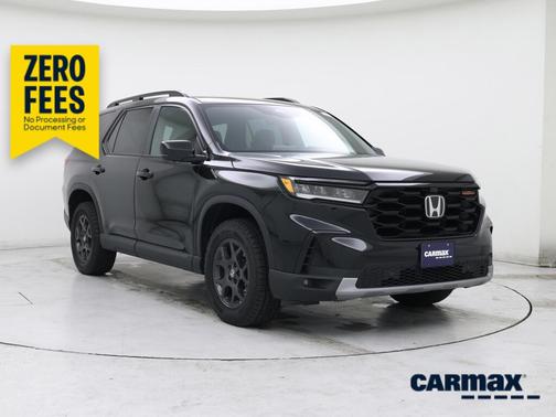 Black 2025 Honda Pilot Trailsport