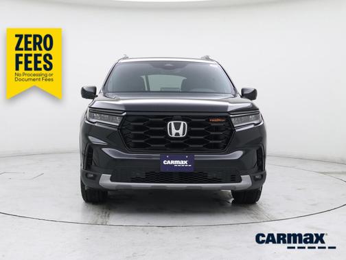 Black 2025 Honda Pilot Trailsport