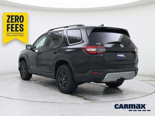 Black 2025 Honda Pilot Trailsport