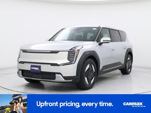 2024 Kia EV9 Light Long Range