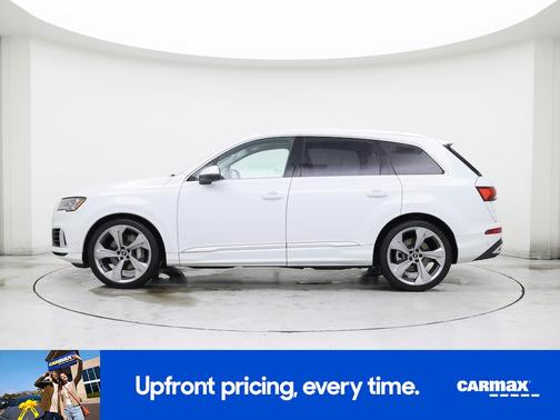 White 2021 Audi Q7 Prestige