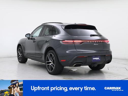 2022 Porsche Macan Base (PDK)