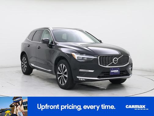 Black 2023 Volvo XC60 B5 Plus Bright Theme