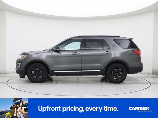Gray 2016 Ford Explorer XLT