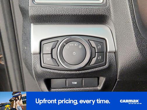 Gray 2016 Ford Explorer XLT