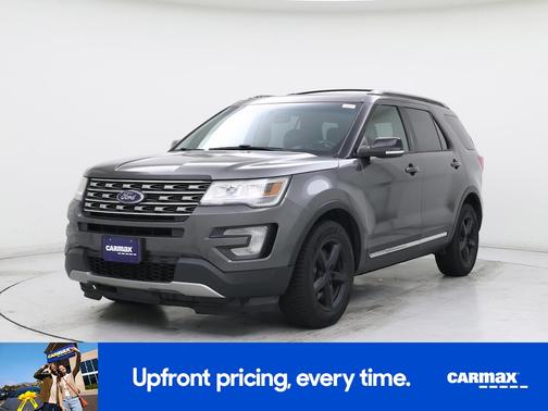 Gray 2016 Ford Explorer XLT