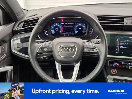 2022 Audi Q3 Premium