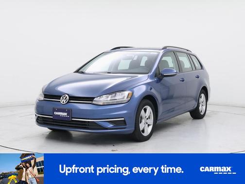 Blue 2018 Volkswagen Golf SE