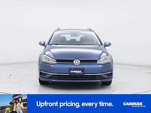 Blue 2018 Volkswagen Golf SE