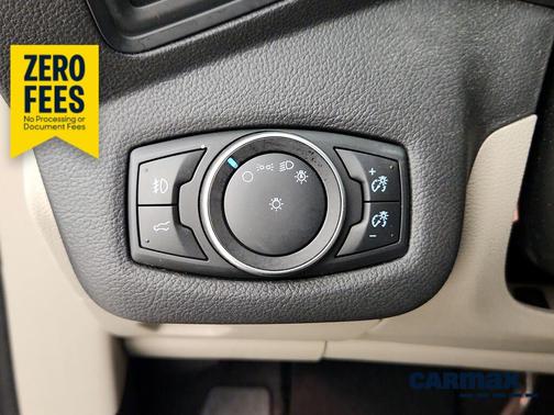White 2017 Ford Escape SE