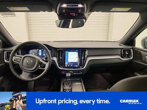 2020 Volvo V60 T5 Momentum