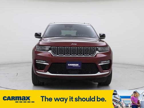 2022 Jeep Grand Cherokee Summit