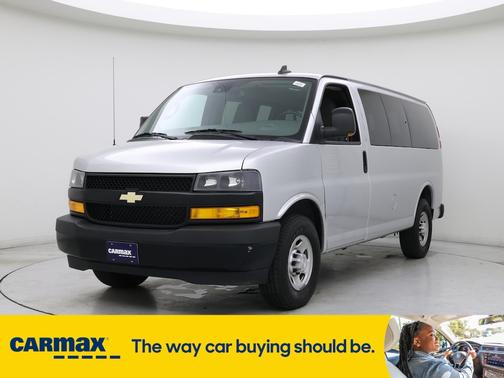 2019 Chevrolet Express 2500 LS