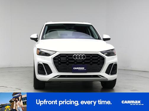 White 2023 Audi Q5 S-Line Prestige