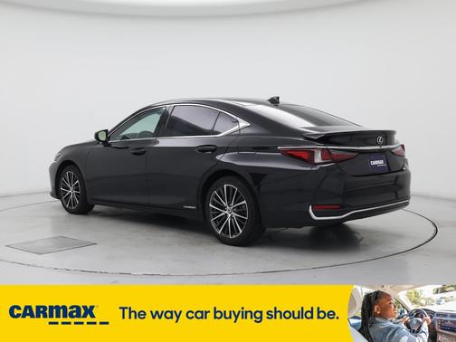 2022 Lexus ES 300h