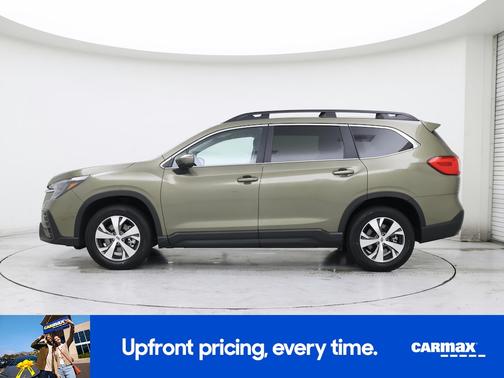 Green 2025 Subaru Ascent Premium