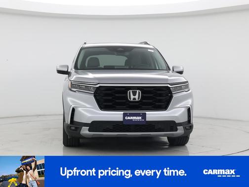 Silver 2025 Honda Pilot Touring