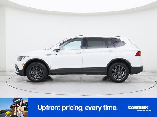 White 2022 Volkswagen Tiguan SE