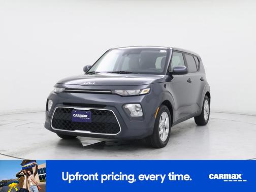 Gray 2022 Kia Soul LX