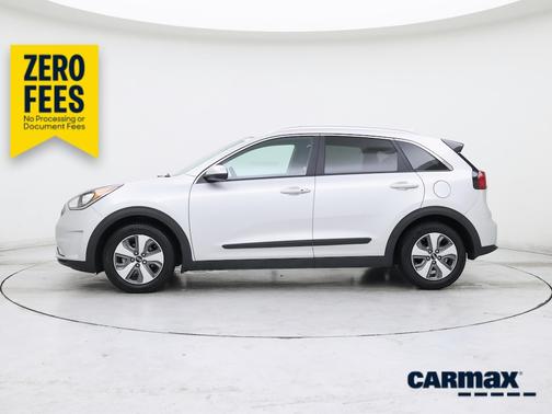 Silver 2019 Kia Niro LX