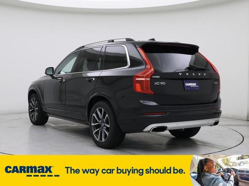 2017 Volvo XC90 T6 Momentum