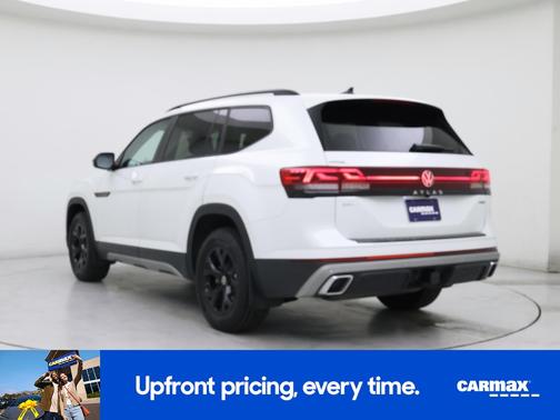 2024 Volkswagen Atlas Peak Edition SEL