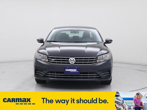 2017 Volkswagen Passat R-Line