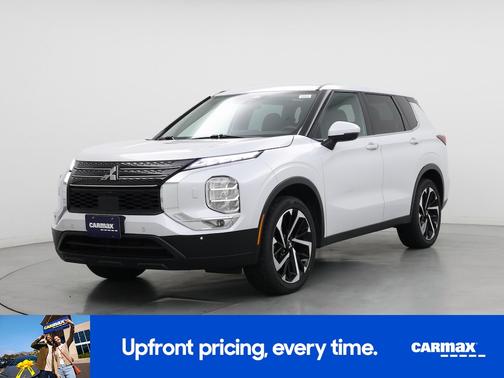 2023 Mitsubishi Outlander SE