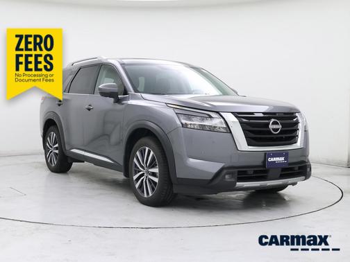 Gray 2022 Nissan Pathfinder Platinum
