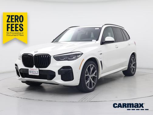 White 2023 BMW X5 PHEV XDrive45e