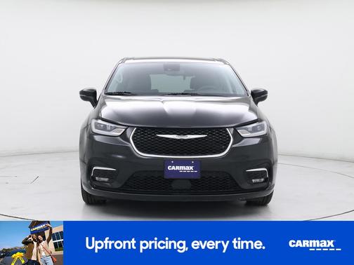 Black 2023 Chrysler Pacifica Touring L