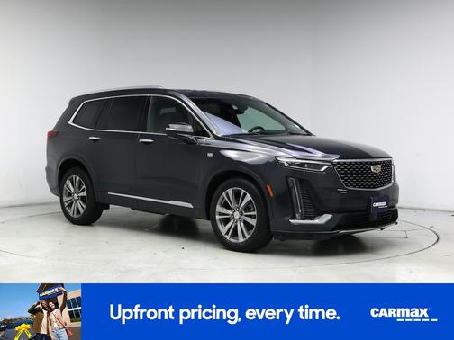 Gray 2022 Cadillac XT6 Premium Luxury