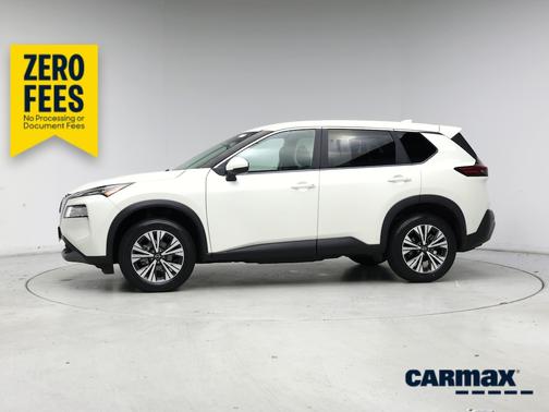 White 2022 Nissan Rogue SV