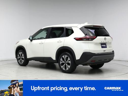 White 2022 Nissan Rogue SV