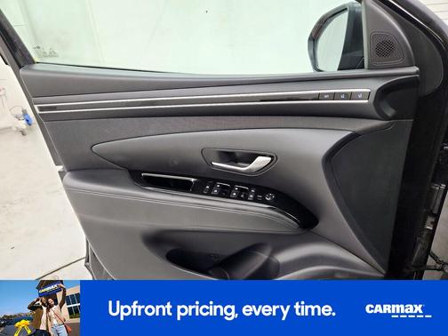 Black 2022 Hyundai TUCSON Limited