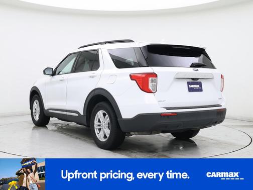White 2020 Ford Explorer XLT