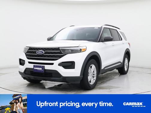 White 2020 Ford Explorer XLT