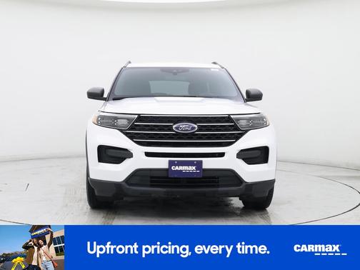White 2020 Ford Explorer XLT