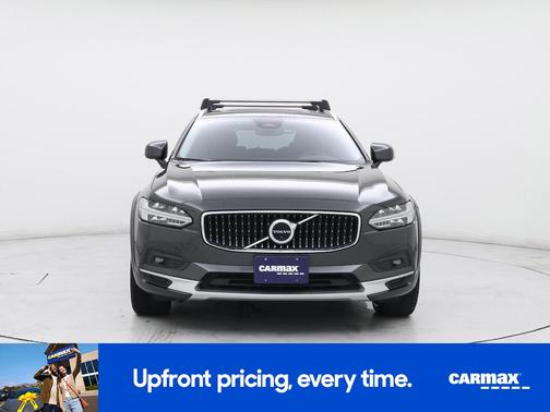 2022 Volvo V90 Cross Country B6