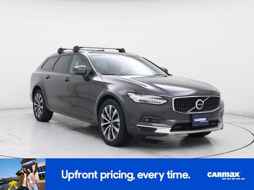 2022 Volvo V90 Cross Country B6