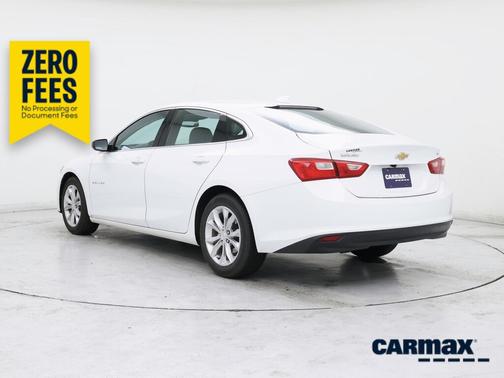 White 2023 Chevrolet Malibu 1LT