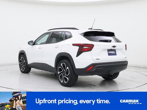 White 2024 Chevrolet Trax 1RS