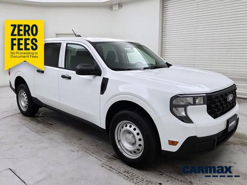 White 2025 Ford Maverick XL